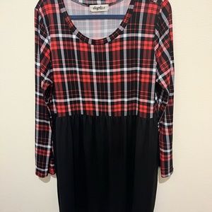 Beautiful baby doll dress for sale only worn once turned out to be the wrong sz.